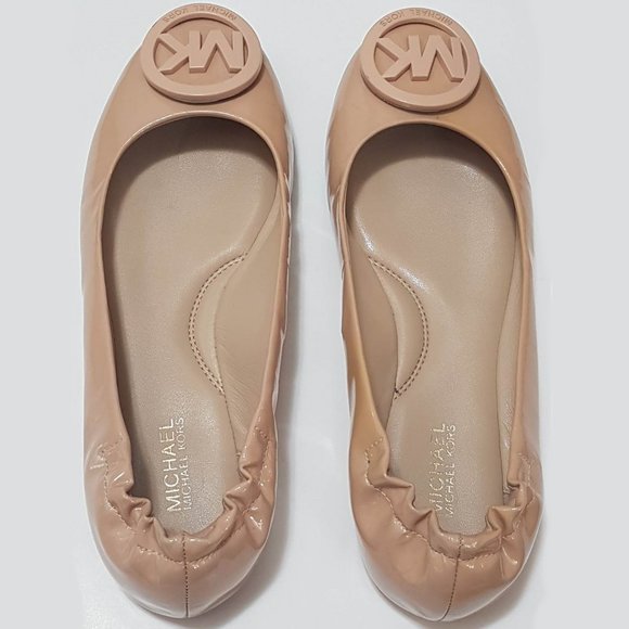 Michael Kors Patent Doll Shoes size 5M - Picture 3 of 6